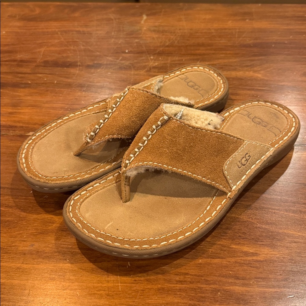 UGG Layback Flip Flop Suede Chestnut Brown Tan Kids Size 3 Sandal Shearling